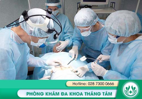 Có nhiều phương pháp điều trị đi vệ sinh ra máu tùy theo từng trường hợp